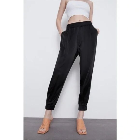 New Zara Women's Pull On Navy Trousers Jogger Style Pants with Elastic Waistband - Picture 3 of 10